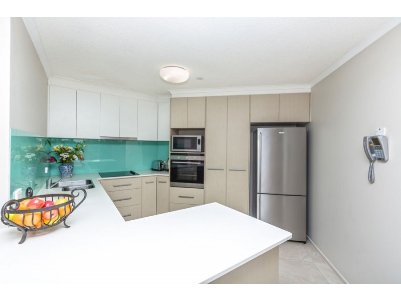 Unit 15 ‘Surfside On The Beach’ 143 Lowanna Drive, Buddina QLD 4575