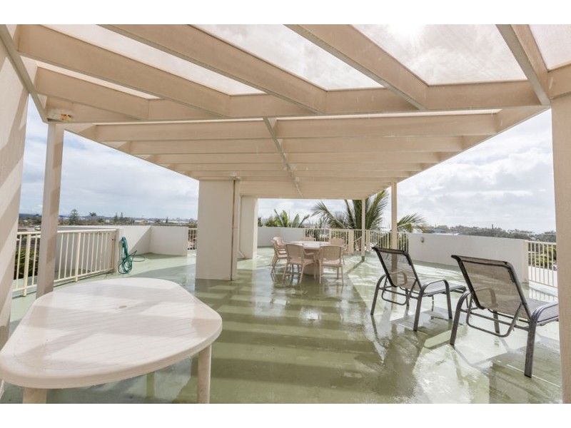 Unit 15 ‘Surfside On The Beach’ 143 Lowanna Drive, Buddina QLD 4575