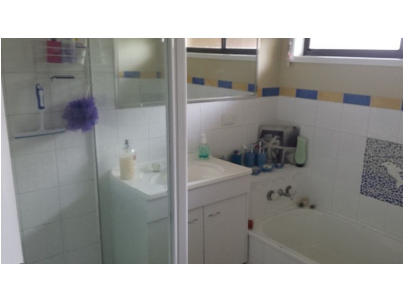 1 Ilaroo Crescent, Warana QLD 4575