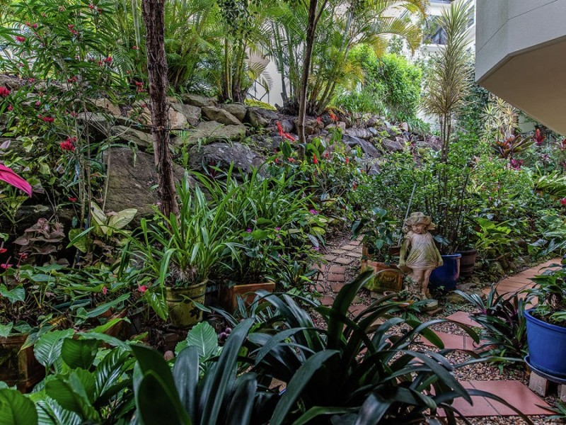 Apt 11 59-63 Golf Links Road, The Crest Apartments, Buderim QLD 4556