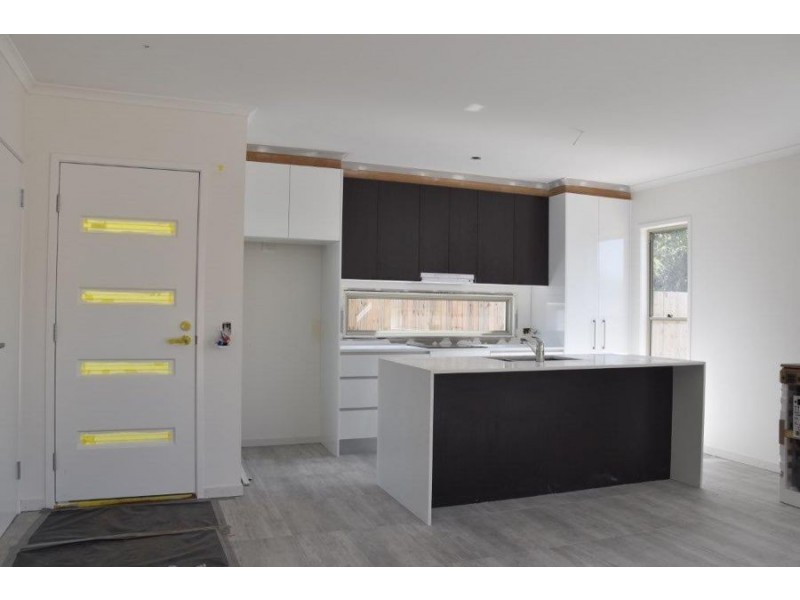 217 Broadwater Avene West, Maroochydore QLD 4558