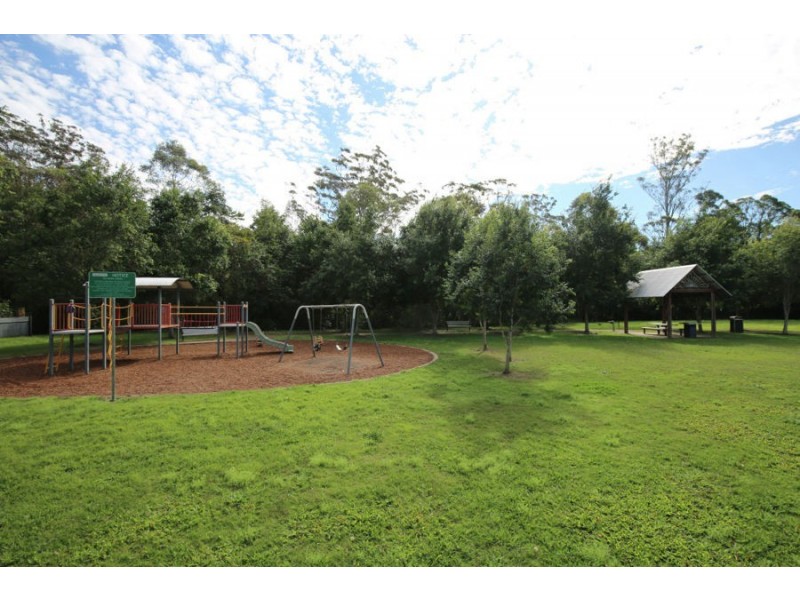 13 Rangeleigh Court, Palmwoods QLD 4555