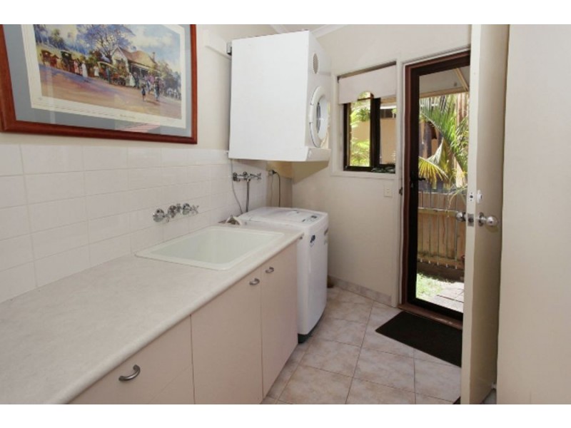 1/17 William Street, Alexandra Headland QLD 4572