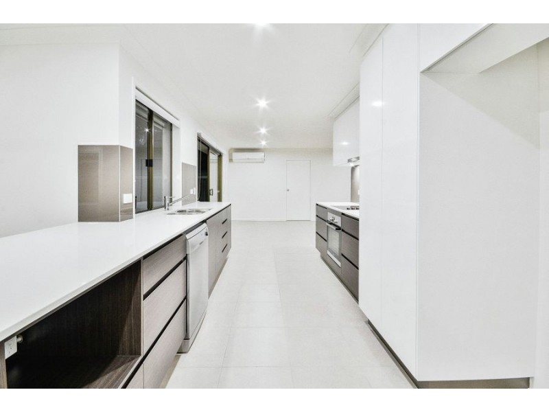 5 Candlewood Close, Mooloolaba QLD 4557