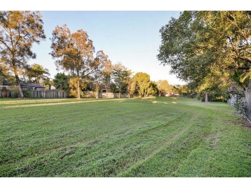 5 Candlewood Close, Mooloolaba QLD 4557