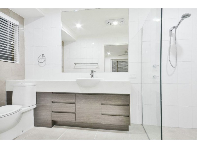5 Candlewood Close, Mooloolaba QLD 4557