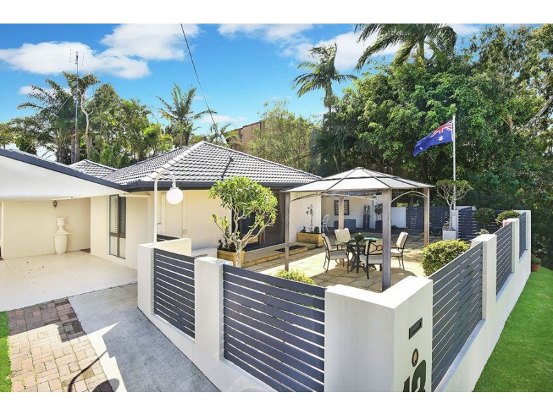 13 Woonum Road, Alexandra Headland QLD 4572