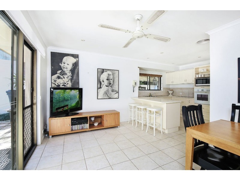 13 Woonum Road, Alexandra Headland QLD 4572