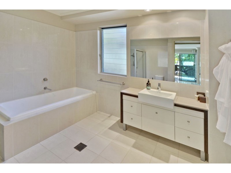 11 Tranquil Place, Alexandra Headland QLD 4572