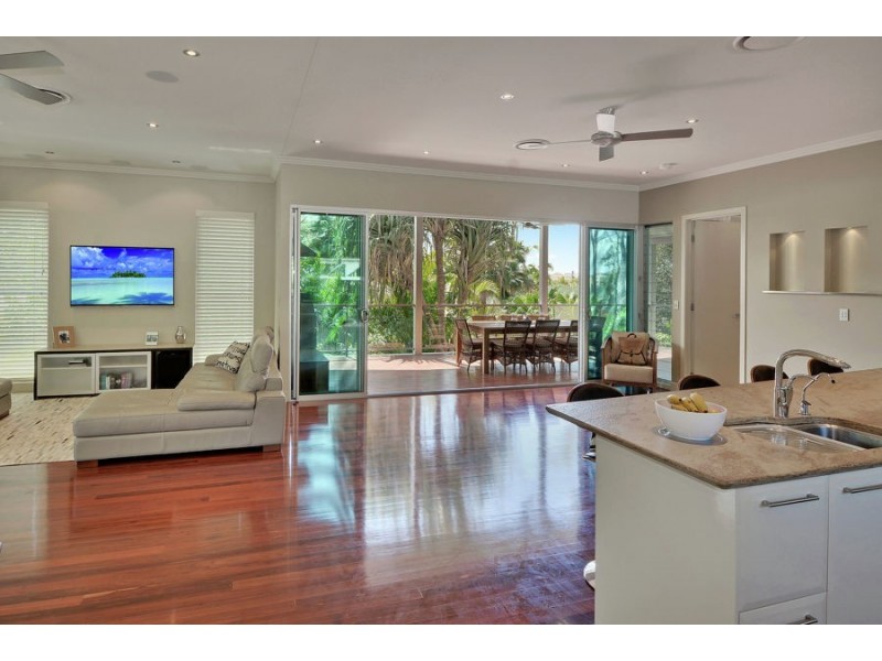 11 Tranquil Place, Alexandra Headland QLD 4572