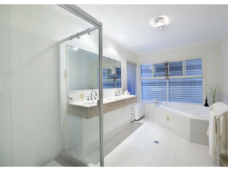 95 Lindsay Rd, Buderim QLD 4556