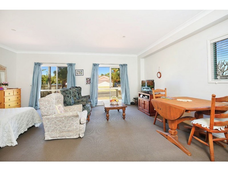 77 Maroochy Waters Drive, Maroochydore QLD 4558