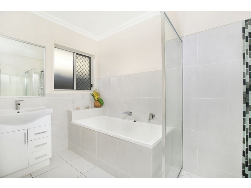 6 Pippi Court, Maroochydore QLD 4558