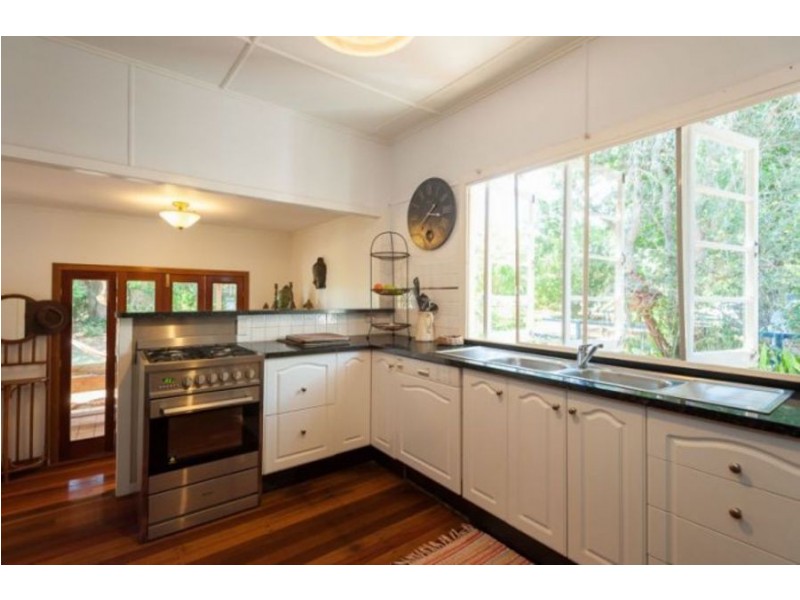 82 Schubert Road, Woombye QLD 4559