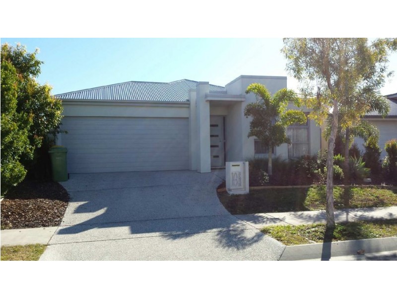 16 Blue Fin Circuit, Mountain Creek QLD 4557