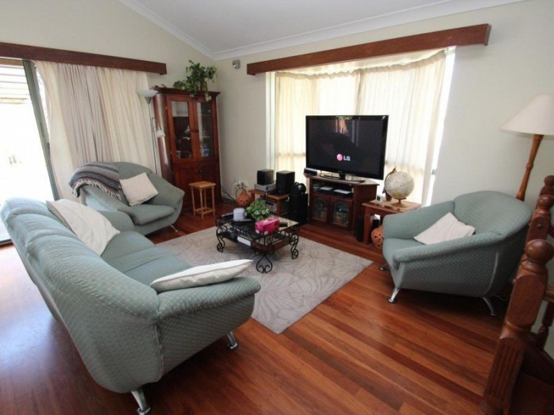 13 Hilltop Crescent, Maroochydore QLD 4558