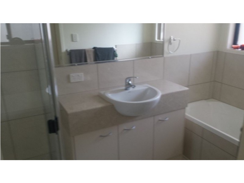 1/1 Rosslare Court, Kuluin QLD 4558