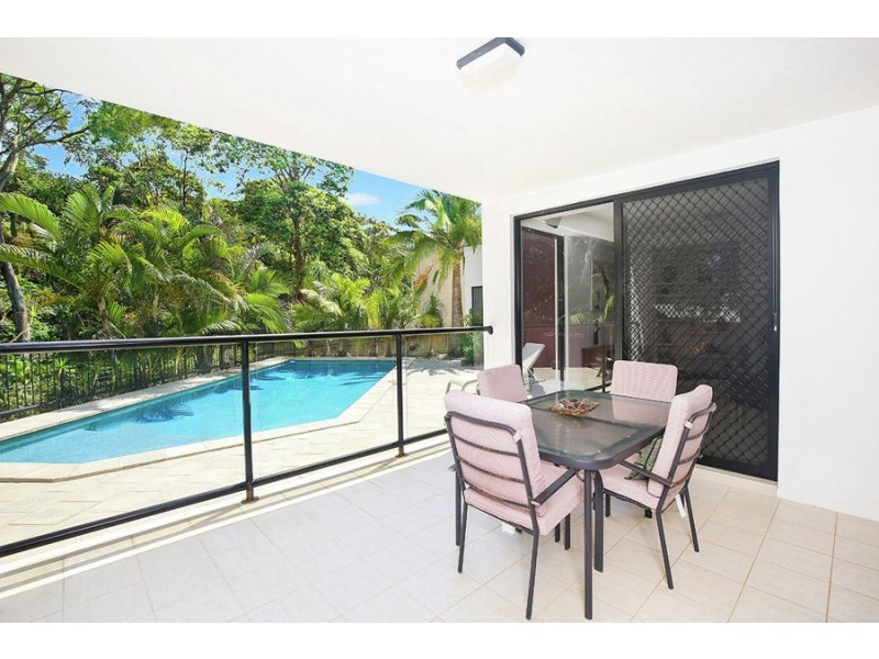 35 Admiralty Drive, Alexandra Headland QLD 4572