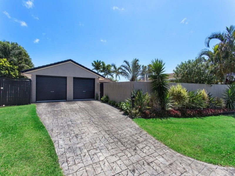 12 Pipi Place, Mountain Creek QLD 4557