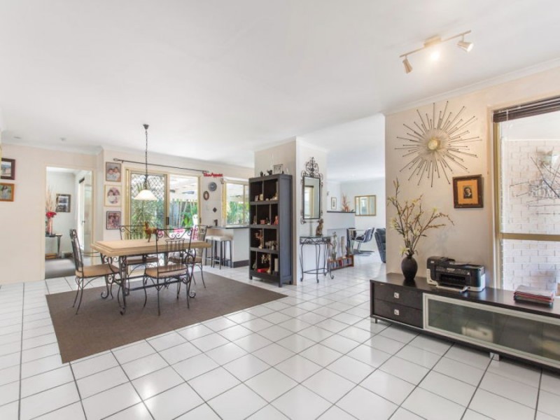 12 Pipi Place, Mountain Creek QLD 4557