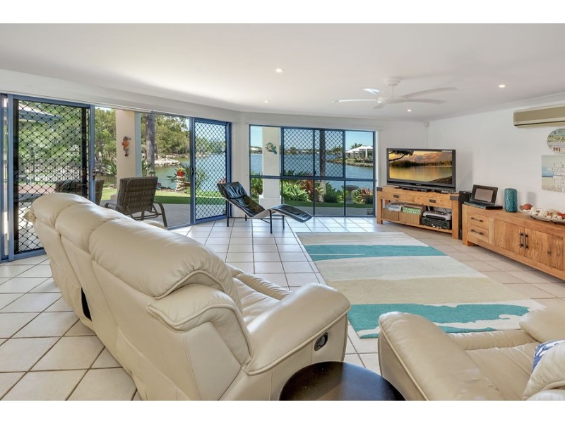 11 Nautilus Place, Twin Waters QLD 4564