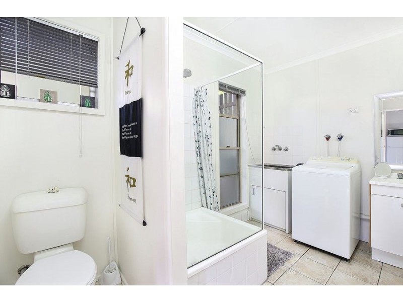 1 Cooinda Cres, Maroochydore QLD 4558