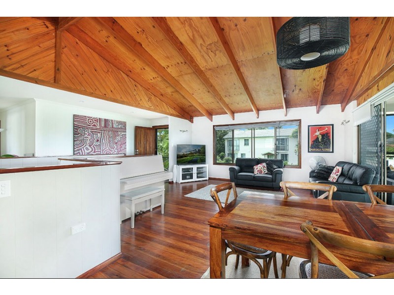 2 Mango Street, Maroochydore QLD 4558