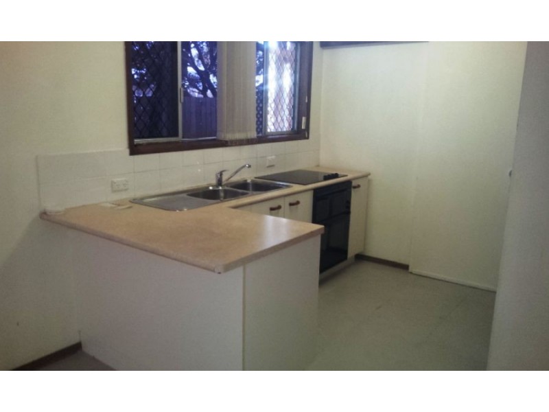 2/75 Primary School Crt, Maroochydore QLD 4558