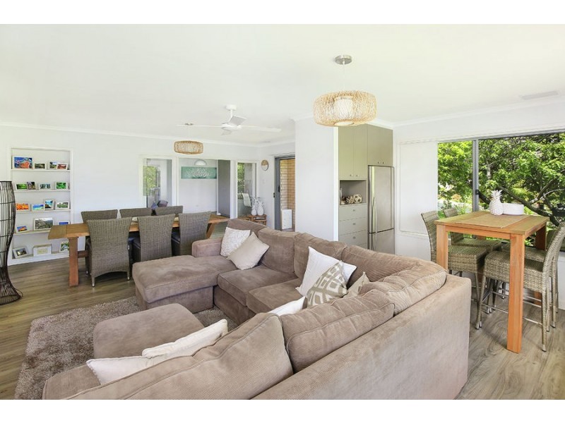 41 Okinja Road, Alexandra Headland QLD 4572