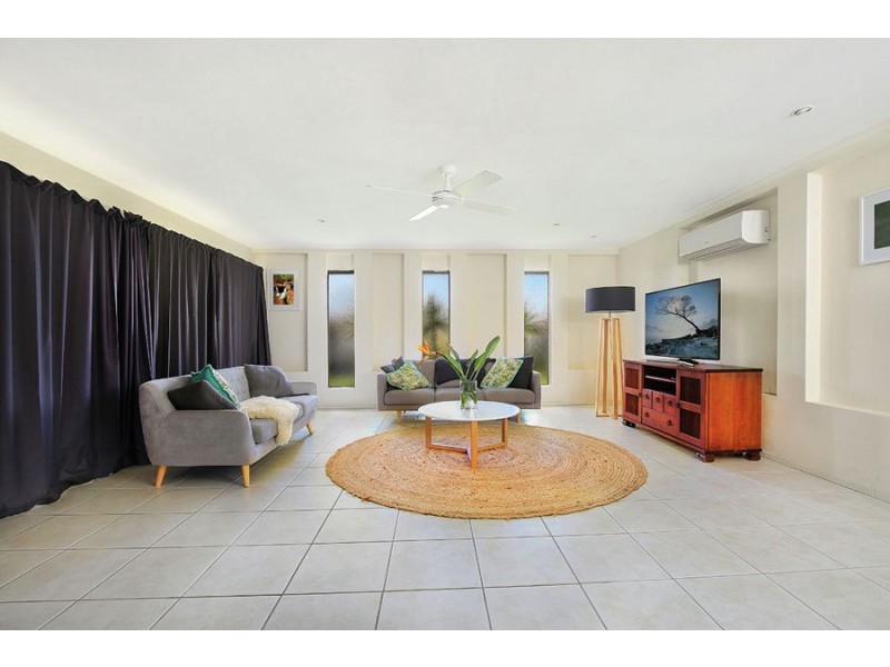 14 Murrindi Street, Minyama QLD 4575