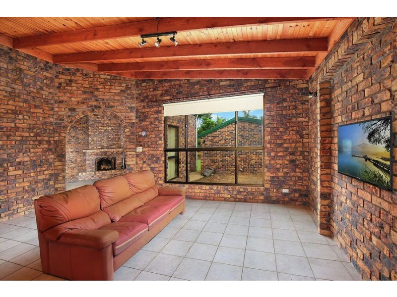 44 Lurnea Crescent, Mountain Creek QLD 4557