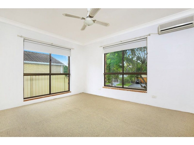 44 Lurnea Crescent, Mountain Creek QLD 4557