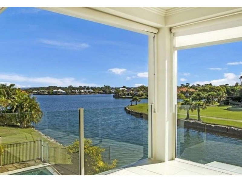 2 Waterfront Court, Twin Waters QLD 4564