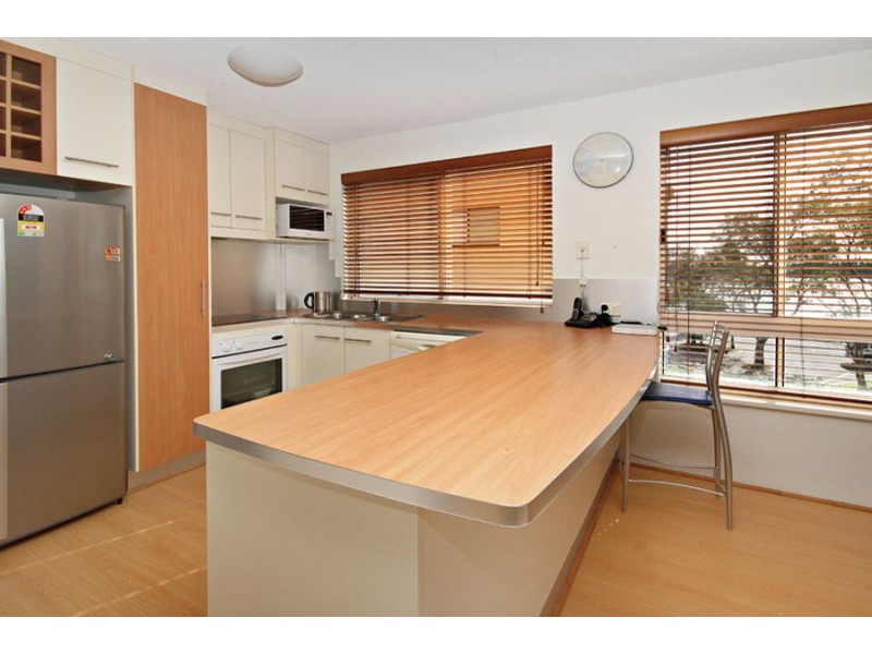 7/16 “Points North” Picnic Point Esplanade, Maroochydore QLD 4558