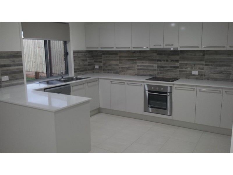 7 Davey Street, Bli Bli QLD 4560