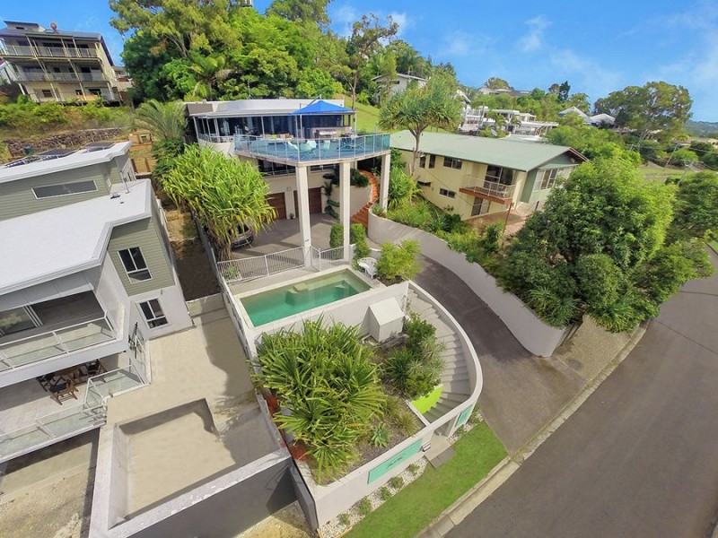 21 Yakola Pde, Alexandra Headland QLD 4572