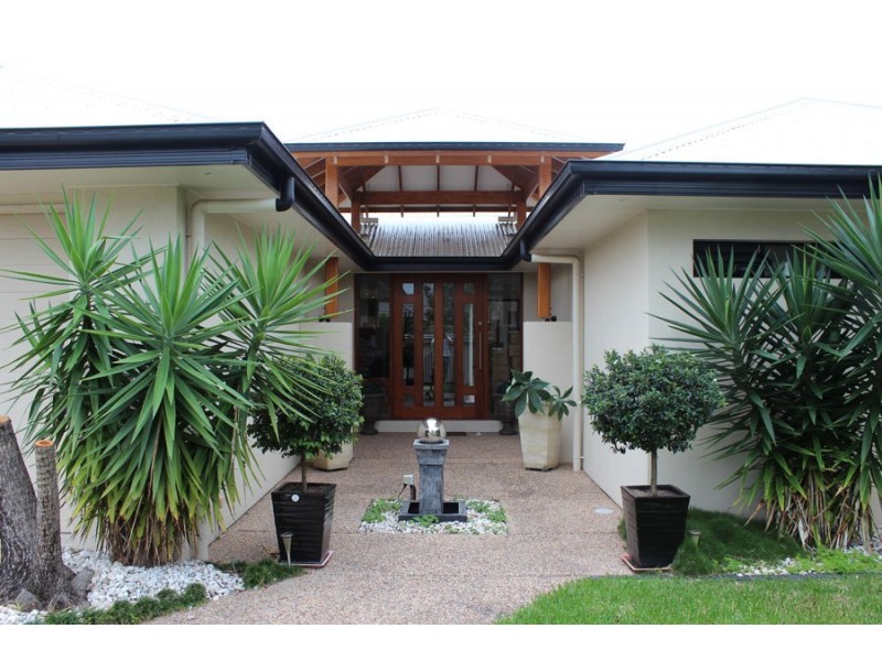 14 Ballinger Place, Pelican Waters QLD 4551