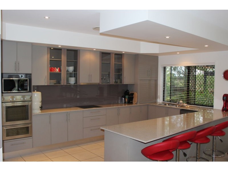 14 Ballinger Place, Pelican Waters QLD 4551