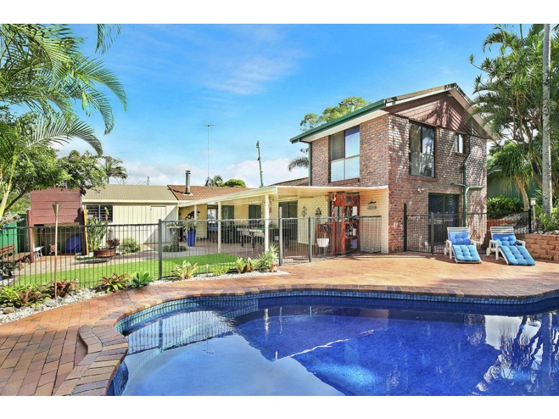 1 Tallow Wood Drive, Kuluin QLD 4558