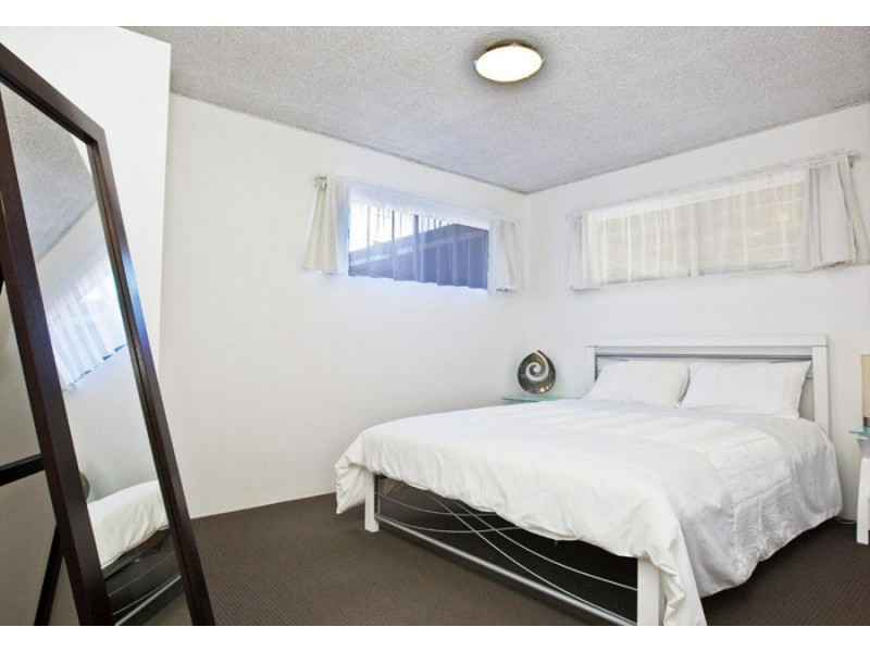 1/32 Broadwater Avenue, Maroochydore QLD 4558