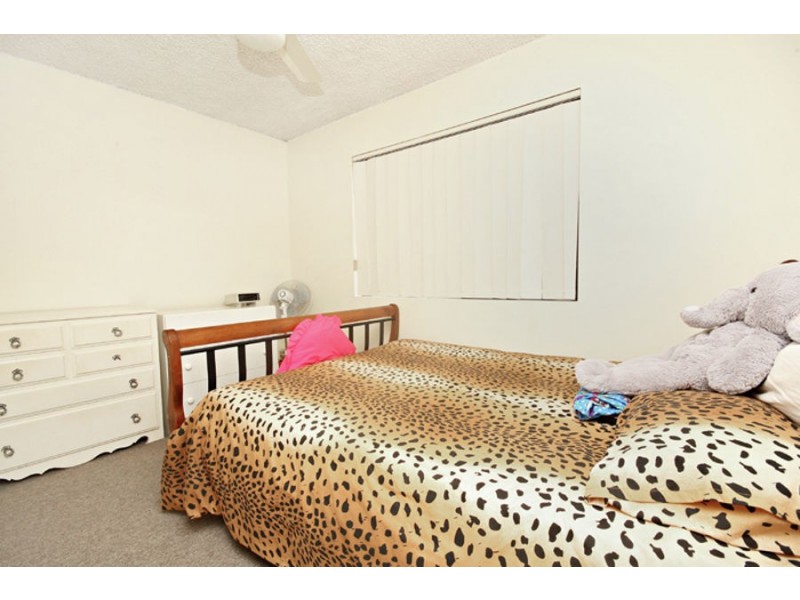 2/32 Broadwater Avenue, Maroochydore QLD 4558