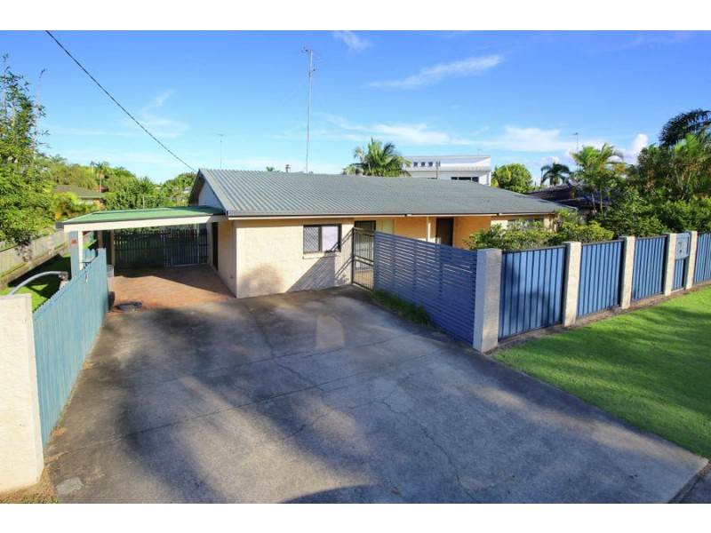 39 Lawrence Street, Mooloolaba QLD 4557