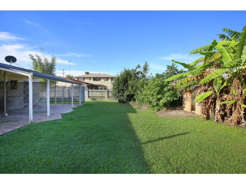 39 Lawrence Street, Mooloolaba QLD 4557