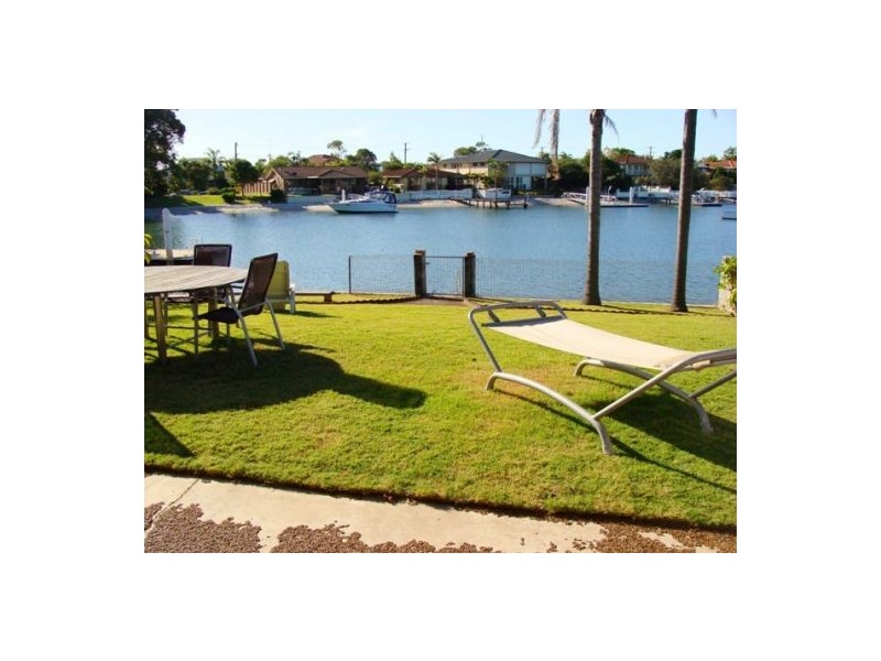 11 Elanora Avenue, Mooloolaba QLD 4557