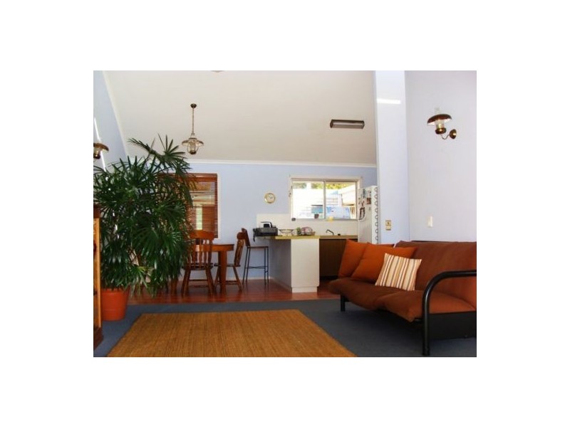 11 Elanora Avenue, Mooloolaba QLD 4557