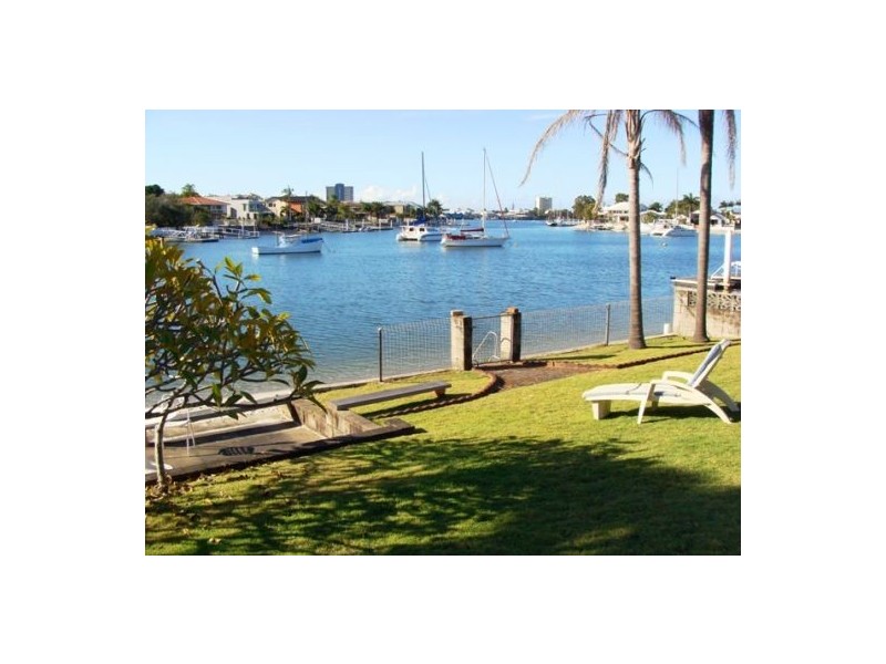 11 Elanora Avenue, Mooloolaba QLD 4557