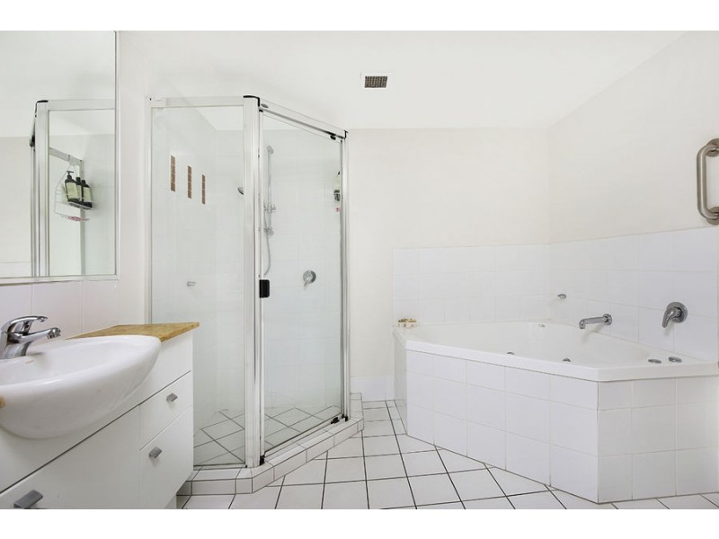 324/10 Okinja Road, Alexandra Headland QLD 4572