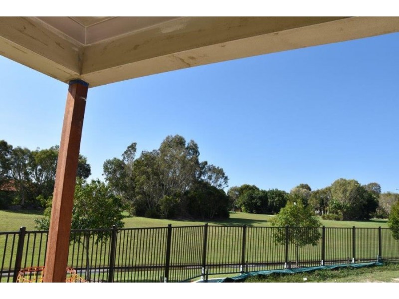 7 Gumtree Pocket Ct, Little Mountain QLD 4551