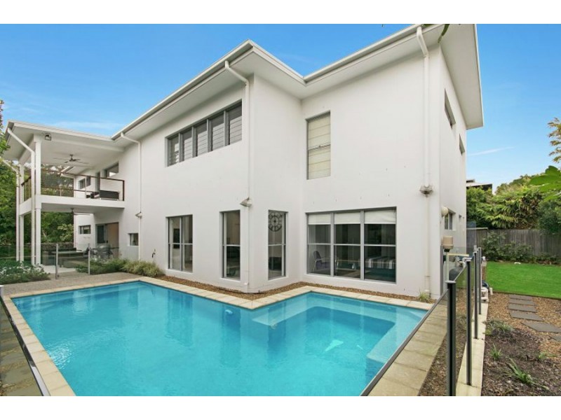 10 Pavilion Court, Mudjimba QLD 4564