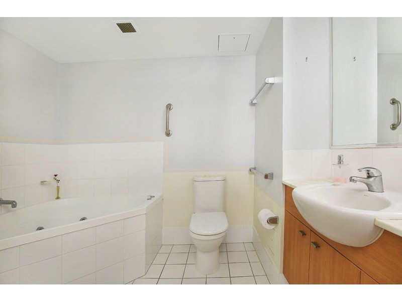 327/10 Okinja Road, Alexandra Headland QLD 4572